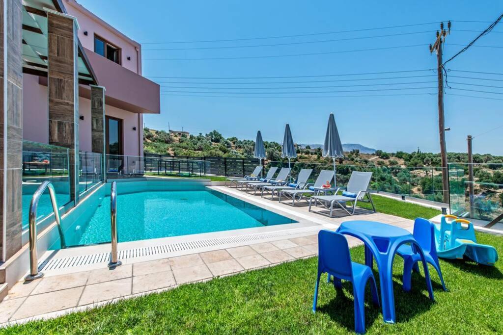 Villa Anthi, A Modern Villa With Salted Water Pool,Hot Tub & Bbq! Rethymno Exterior foto